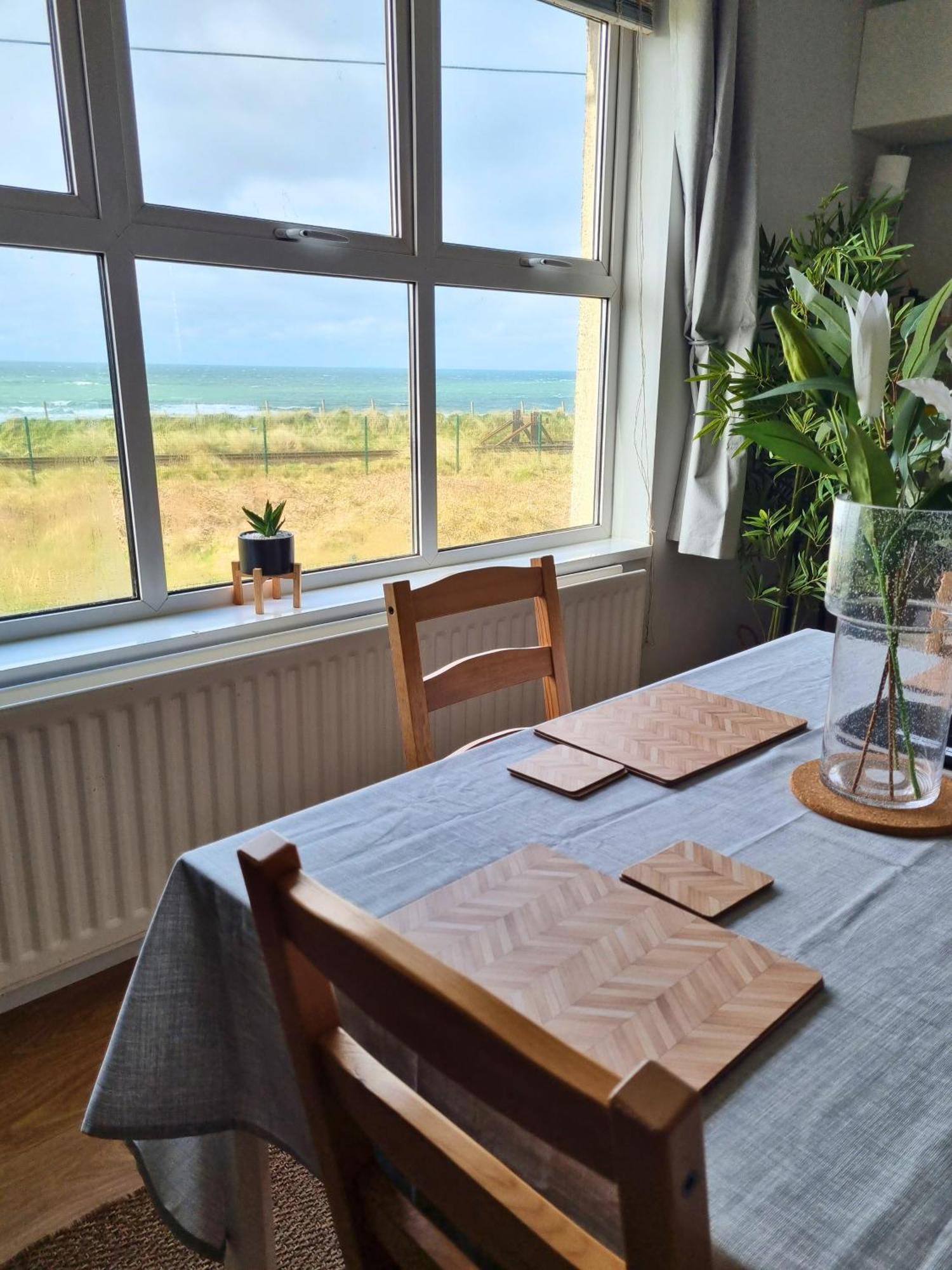 Ferienwohnung 6 Dunluce Park - Portrush By The Sea Exterior foto