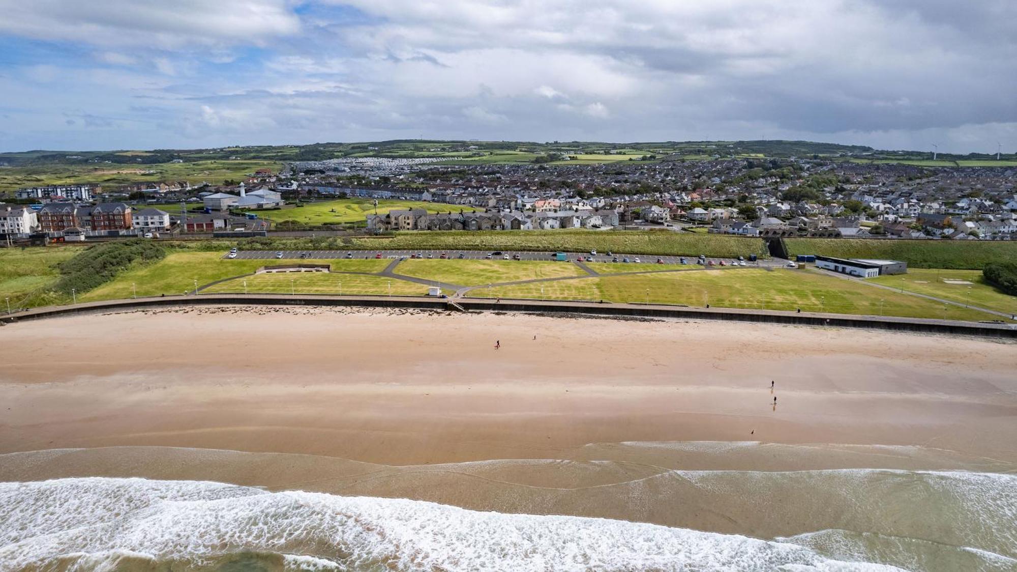 Ferienwohnung 6 Dunluce Park - Portrush By The Sea Exterior foto