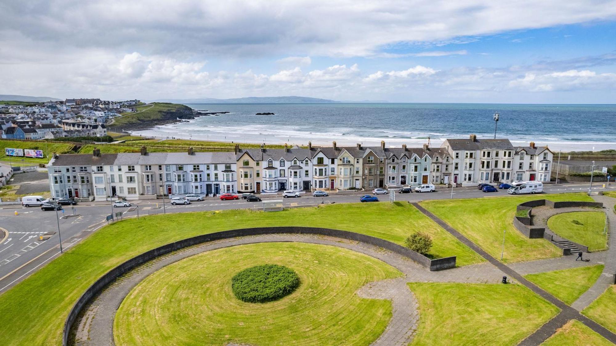 Ferienwohnung 6 Dunluce Park - Portrush By The Sea Exterior foto