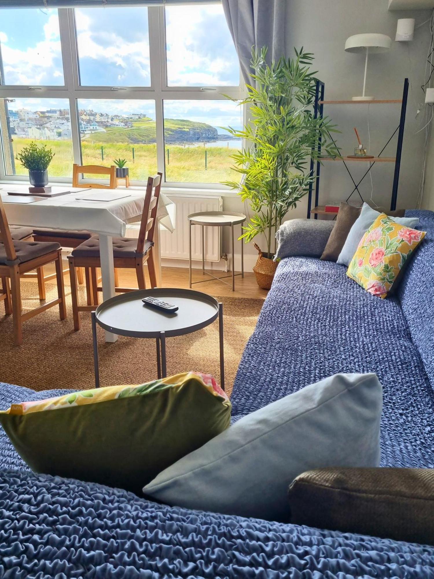 Ferienwohnung 6 Dunluce Park - Portrush By The Sea Exterior foto