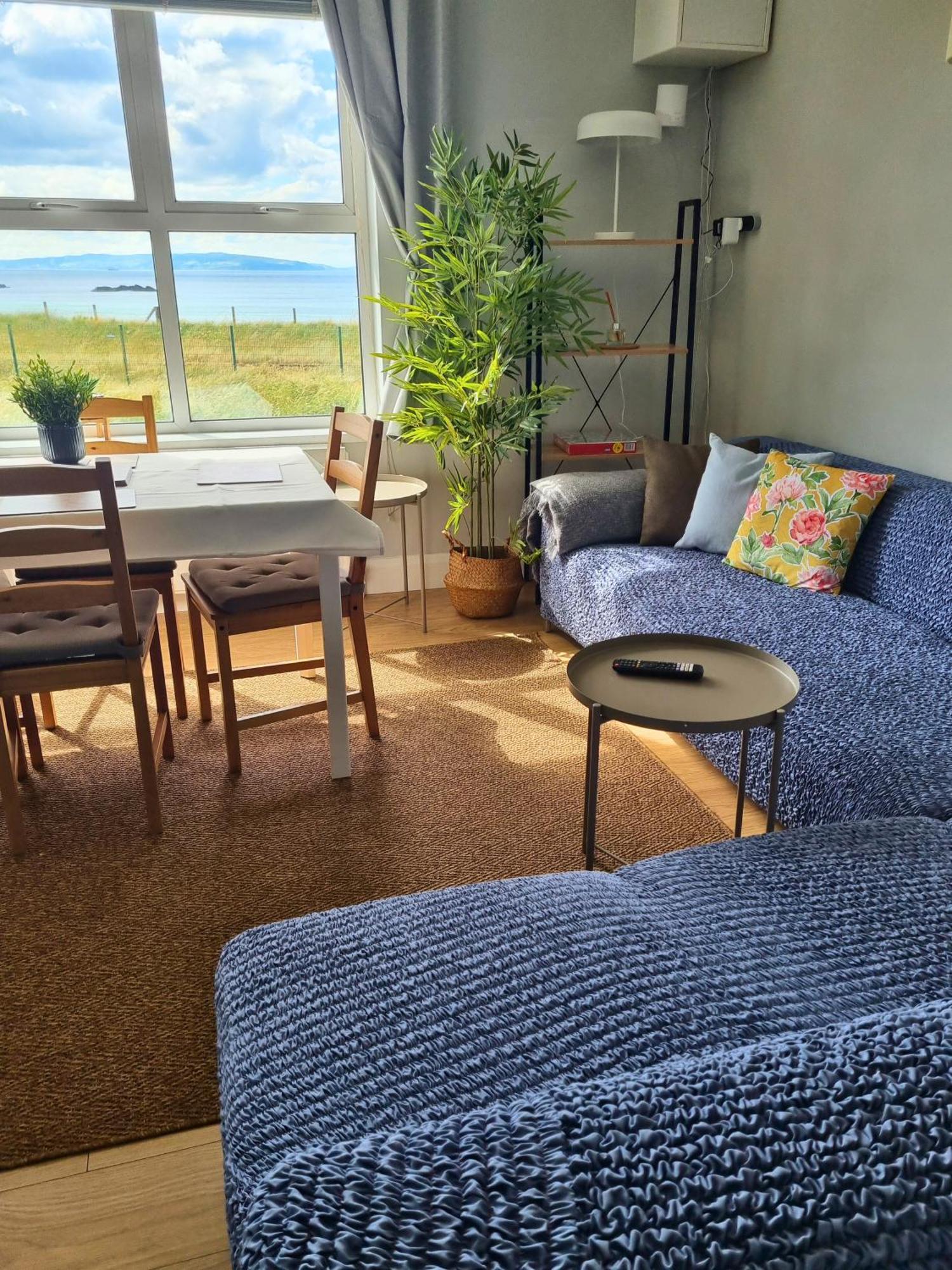 Ferienwohnung 6 Dunluce Park - Portrush By The Sea Exterior foto